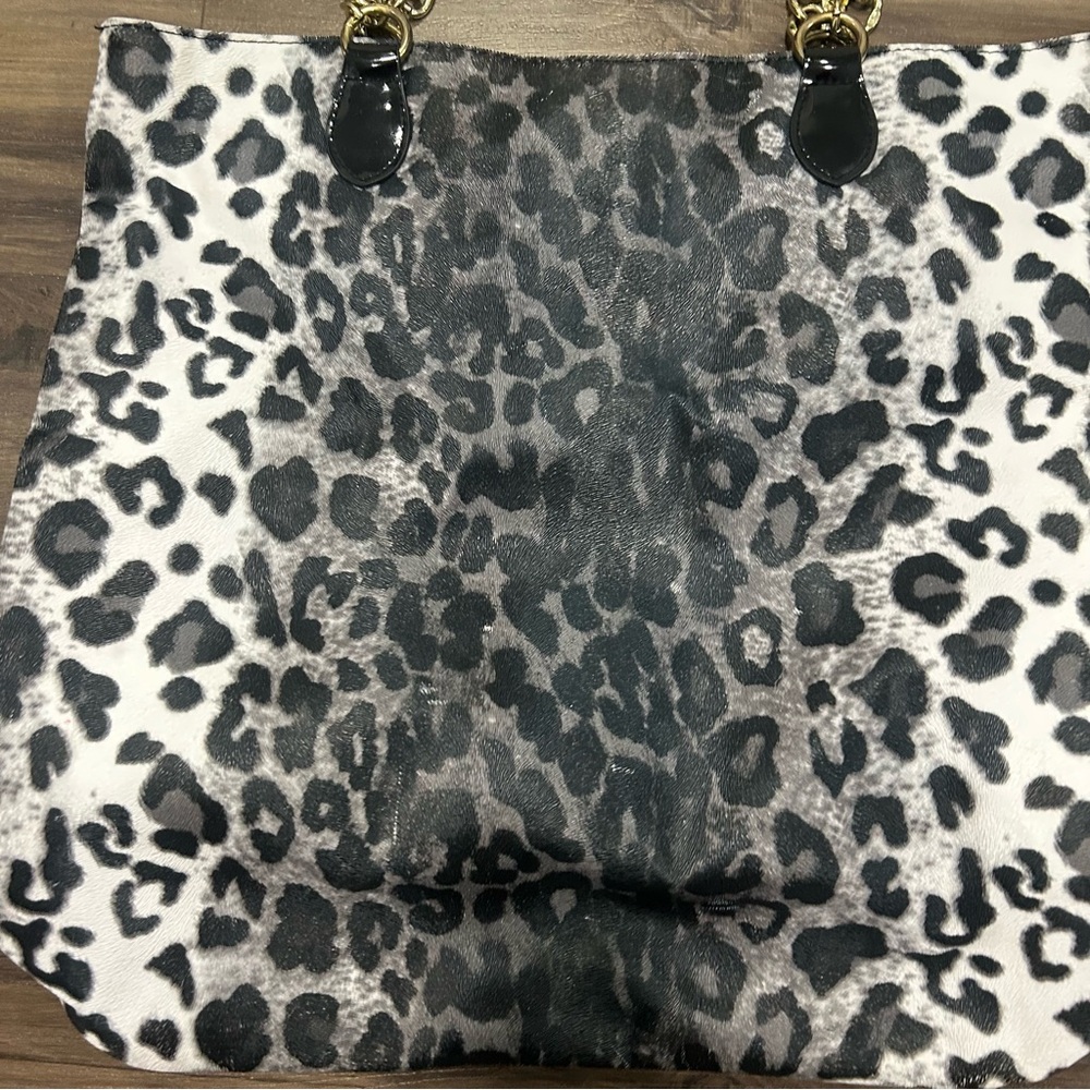 Leopard Print Tote Bag with Red Interior - Picture 2 of 5